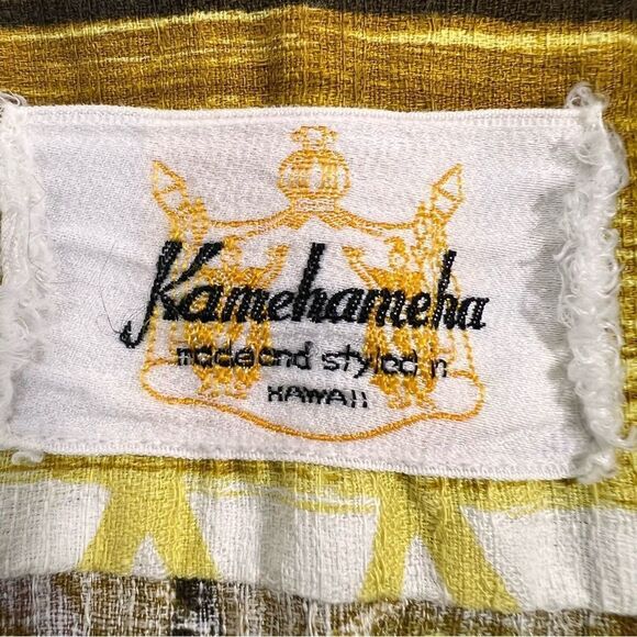 Vintage 60’s Kamehameha Hawaii Floral Abstract Hawaiin Shirt - Picture 4 of 9